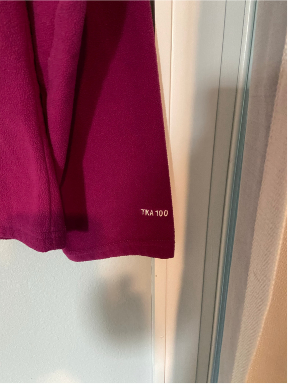 The North face burgundy pullover, size XL - Picture 3 of 6
